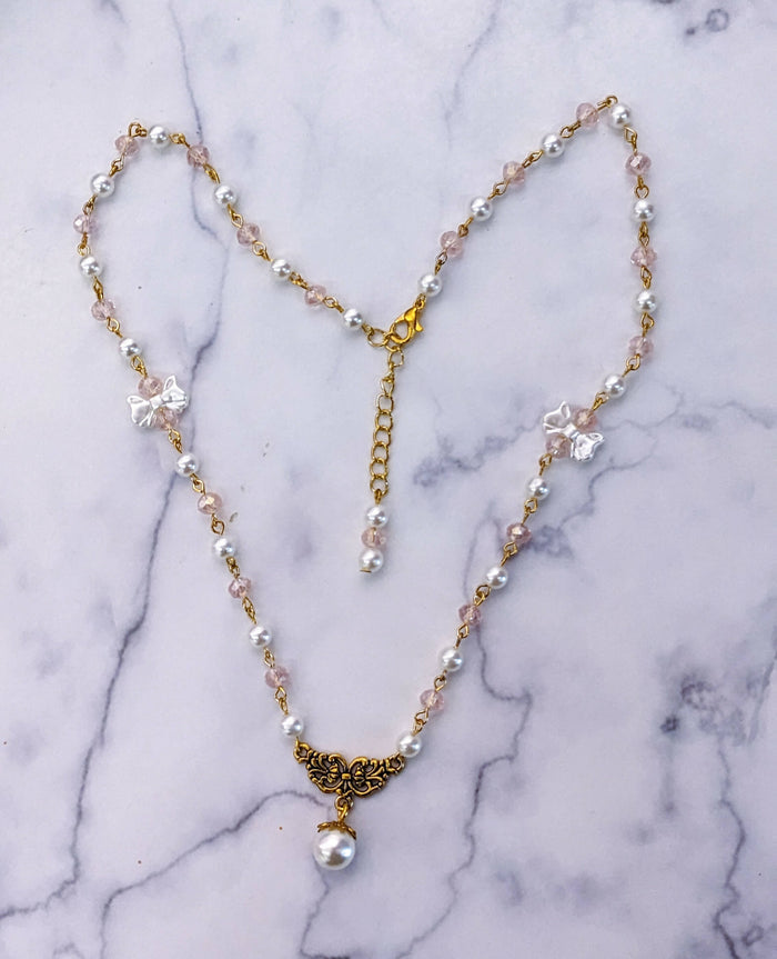 Acrylic Pearl Necklaces (Gold)