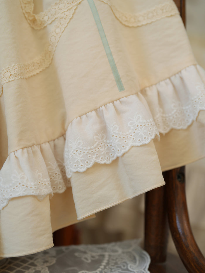 Casablanca Gift Ribbon Bouquet Skirt