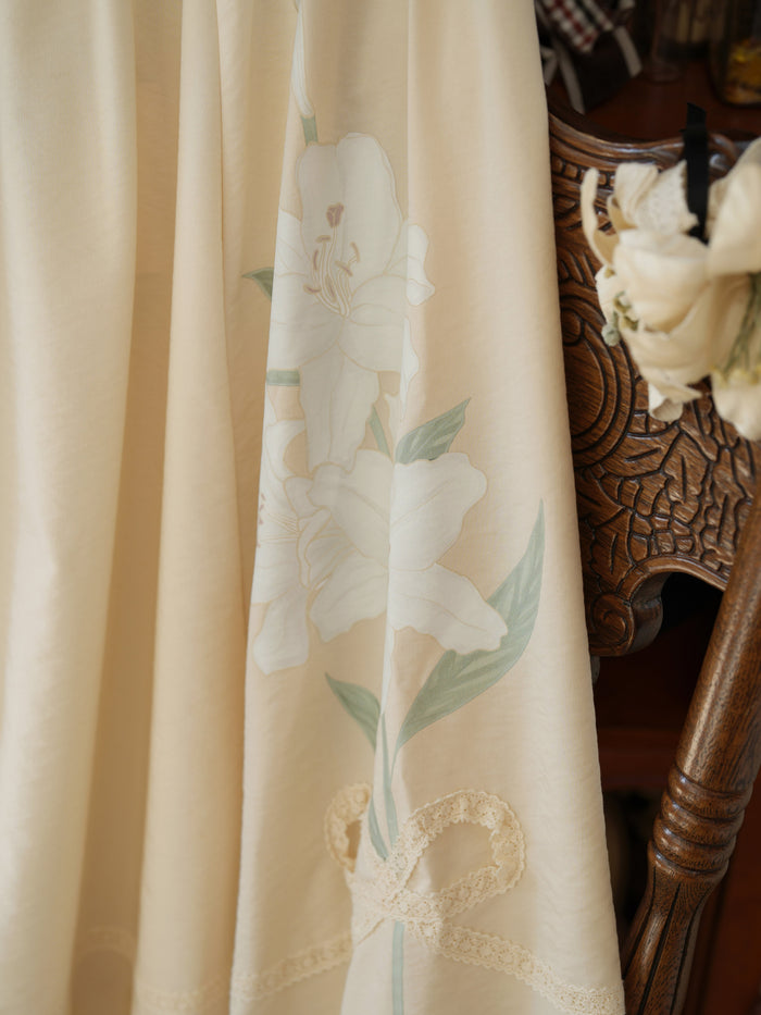 Casablanca Gift Ribbon Bouquet Skirt