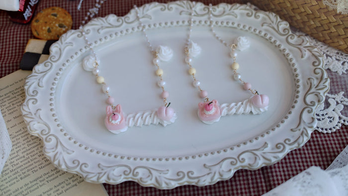 Cream Pudding Necklace