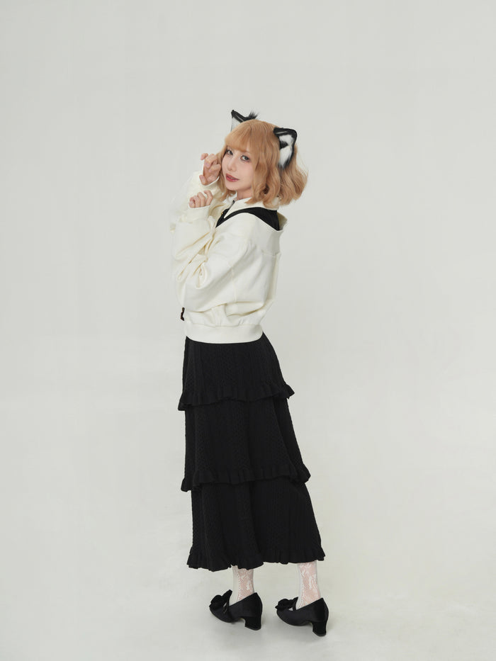 Days of Dozing with Cats: Cable Knit Skirt
