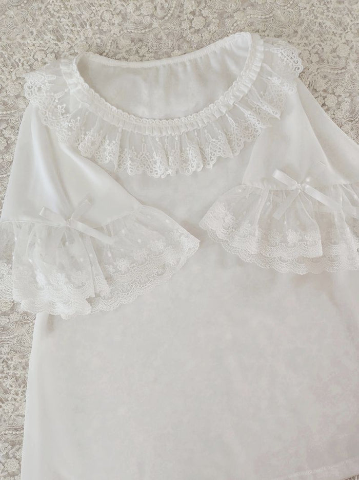 Doll Collar Lace Blouse With Butterfly Sleeves
