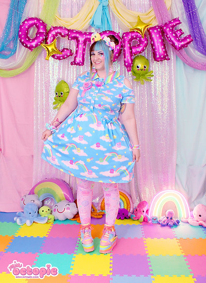 Dreamy Octo Short Sleeve Cut Out Dress