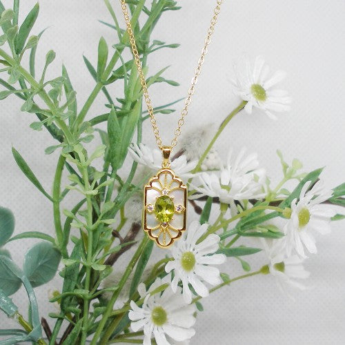 Elegant Peridot Pendant Necklace