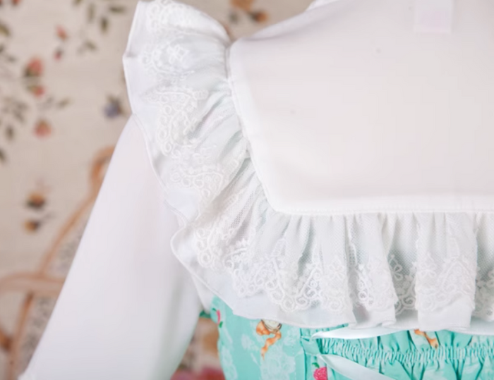 High Laced Collar Long Sleeve Blouse