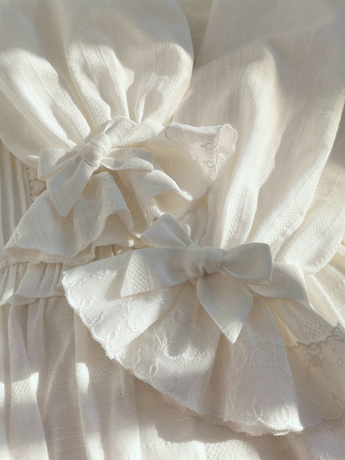 Lace Peter Pan Collar Ruffled Blouse
