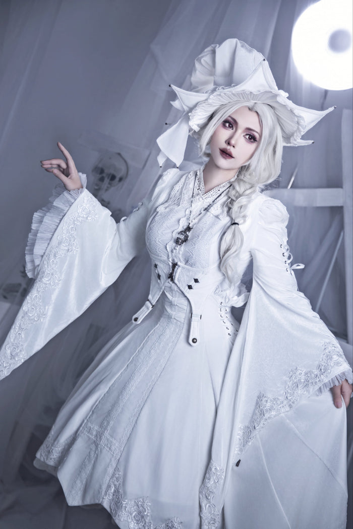 Lady Nightmare Bolero