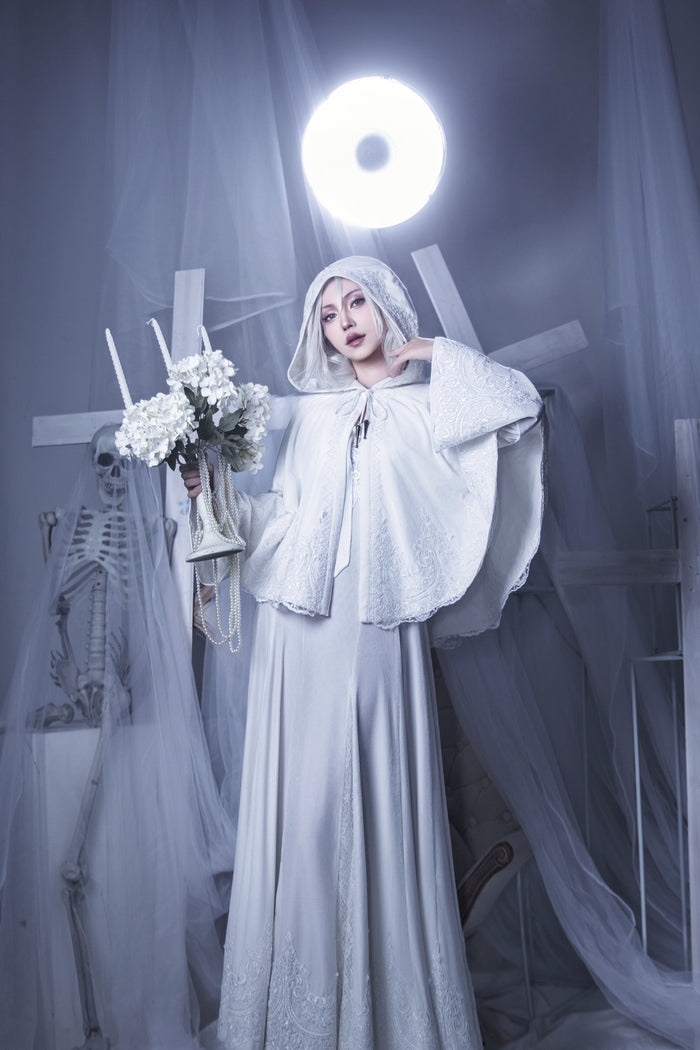 Lady Nightmare Hooded Cape