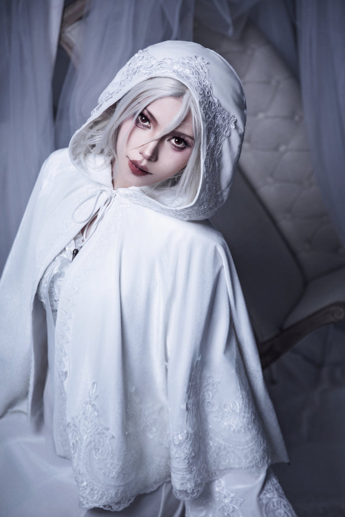 Lady Nightmare Hooded Cape