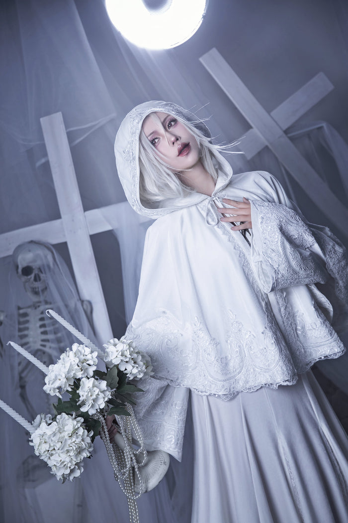 Lady Nightmare Hooded Cape