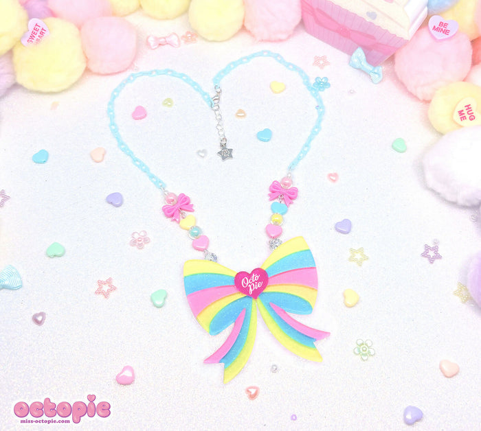 Lovely Candy Heart Glitter Acrylic Necklace
