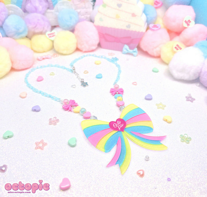 Lovely Candy Heart Glitter Acrylic Necklace