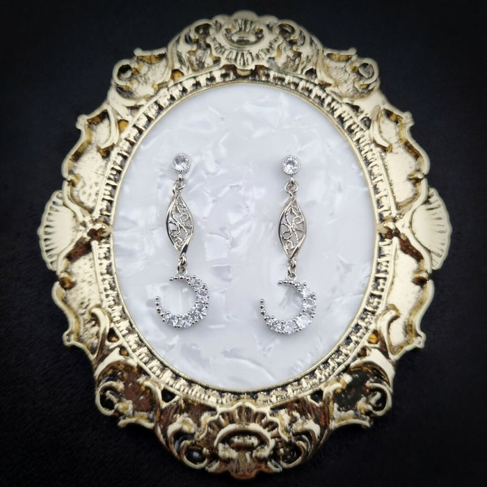 Moon Crescent Earrings