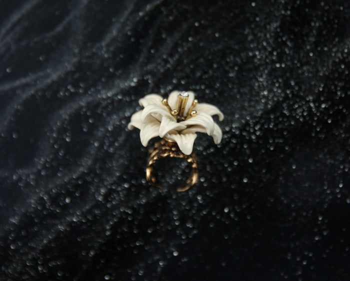 Night Lily Ring