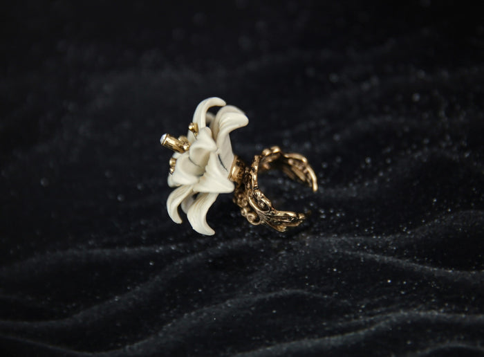 Night Lily Ring