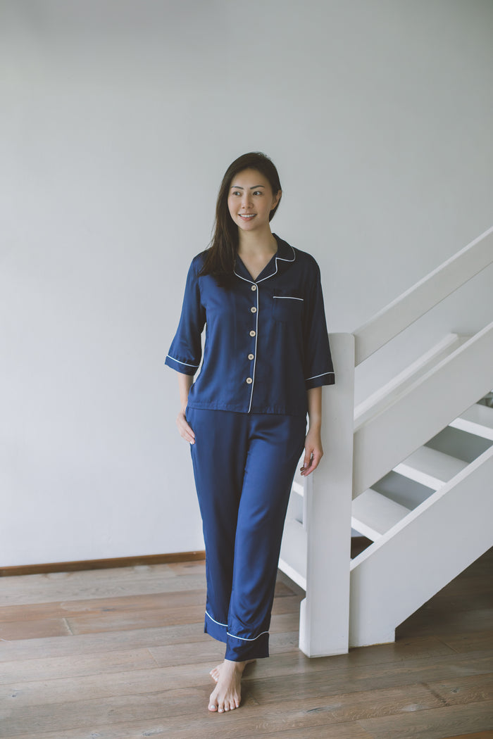 Short Sleeves with Long Pants / Dark Blue / Small