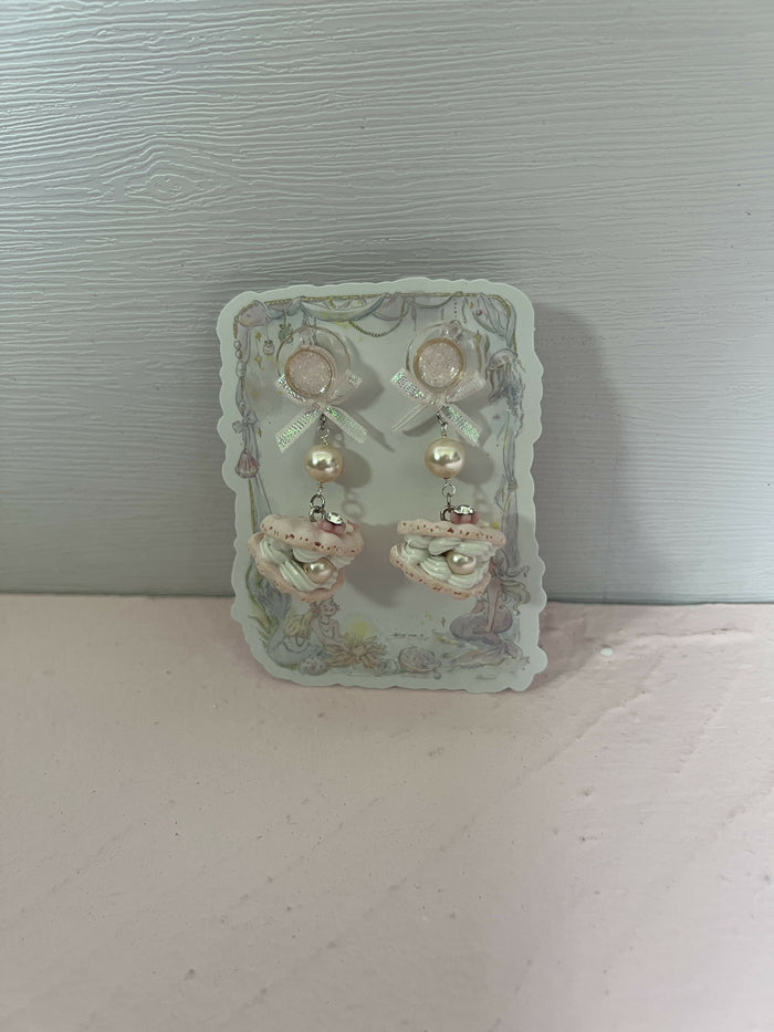 Seashell Macaron Earrings