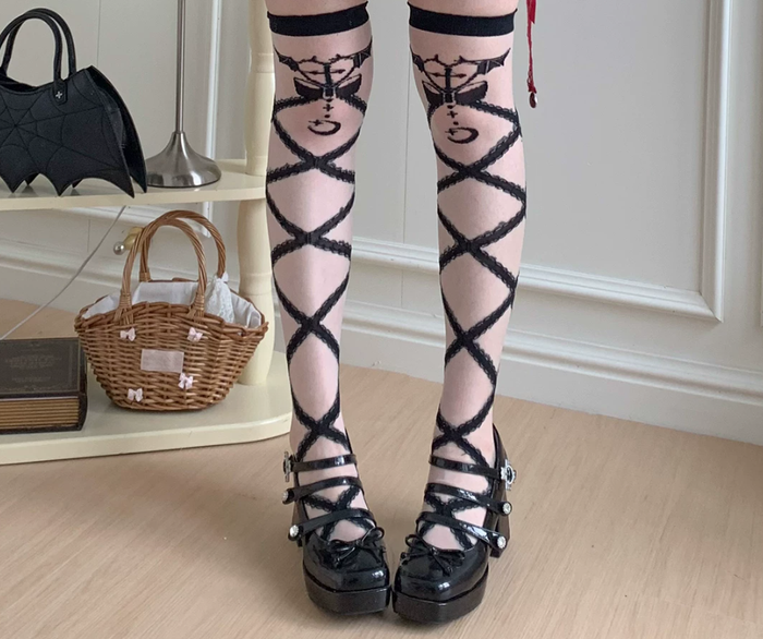 SFS! Angel Heart Socks