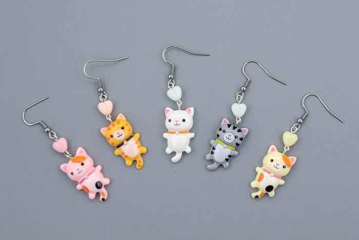 SFS! Barnyard Pals: Cat Earrings
