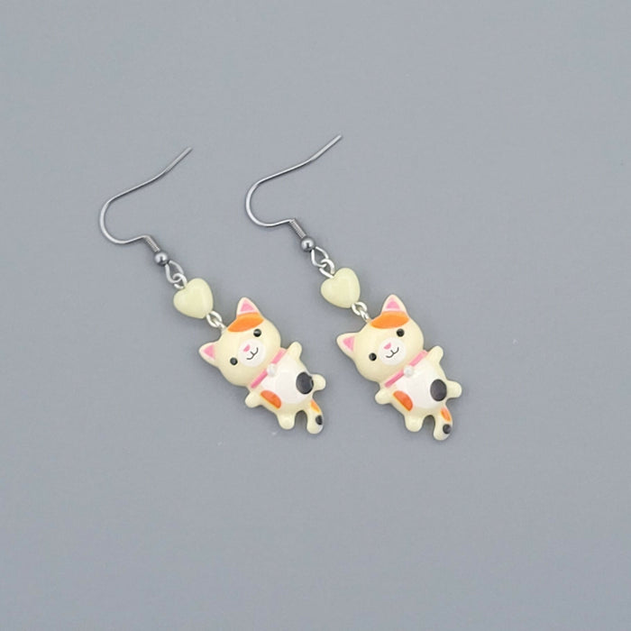 SFS! Barnyard Pals: Cat Earrings