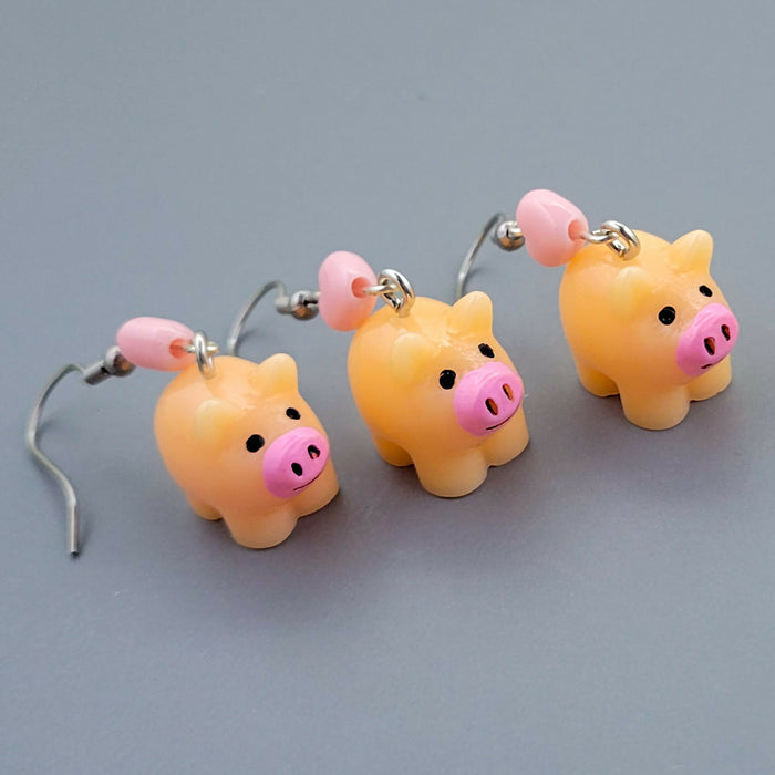 SFS! Barnyard Pals: Pig Earrings