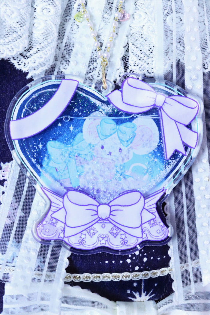 Special Little Snowglobe Mouse Necklace