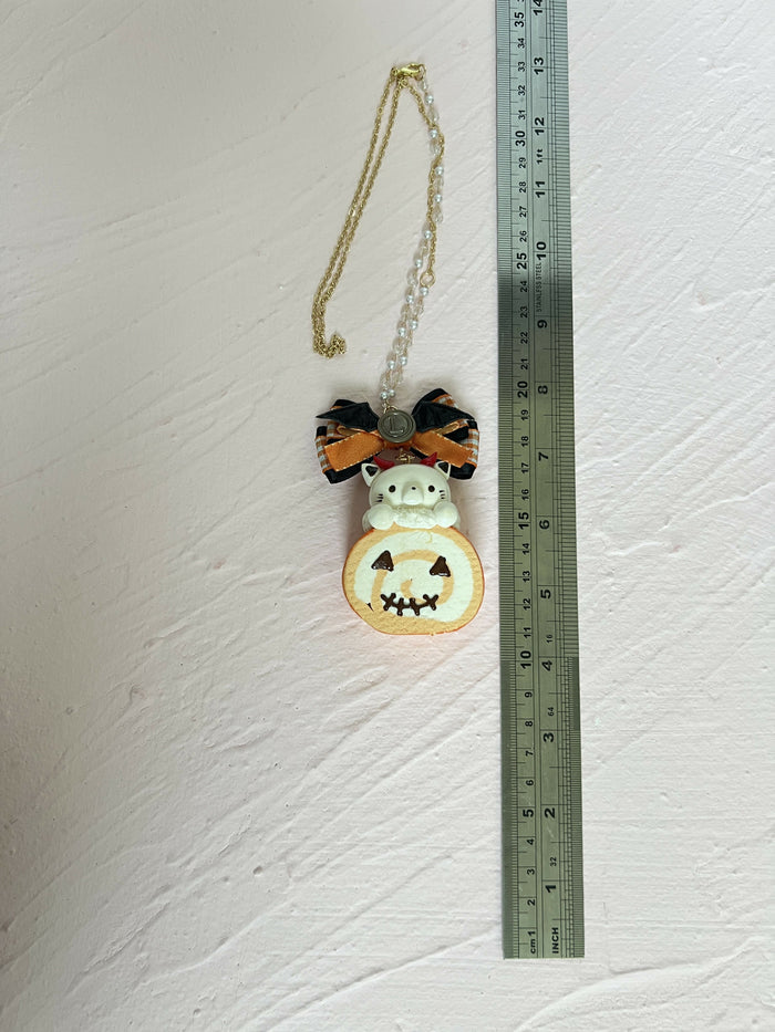 Spooky Rollcake Necklace