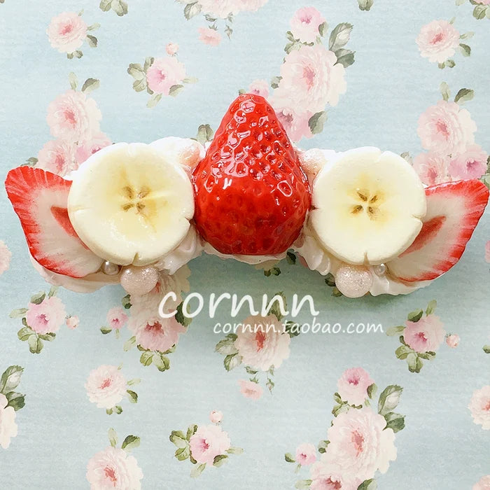 Strawberry Banana Side Clip