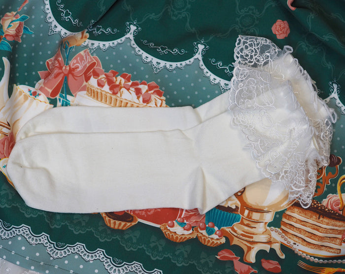 Tea Cup Lace Socks