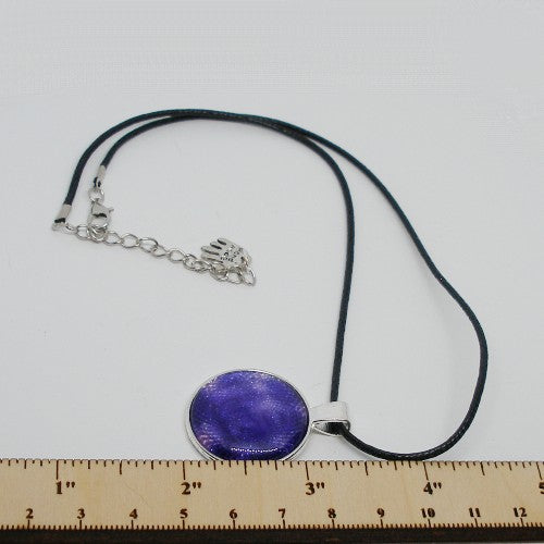 Textured Polish Pendant Necklace