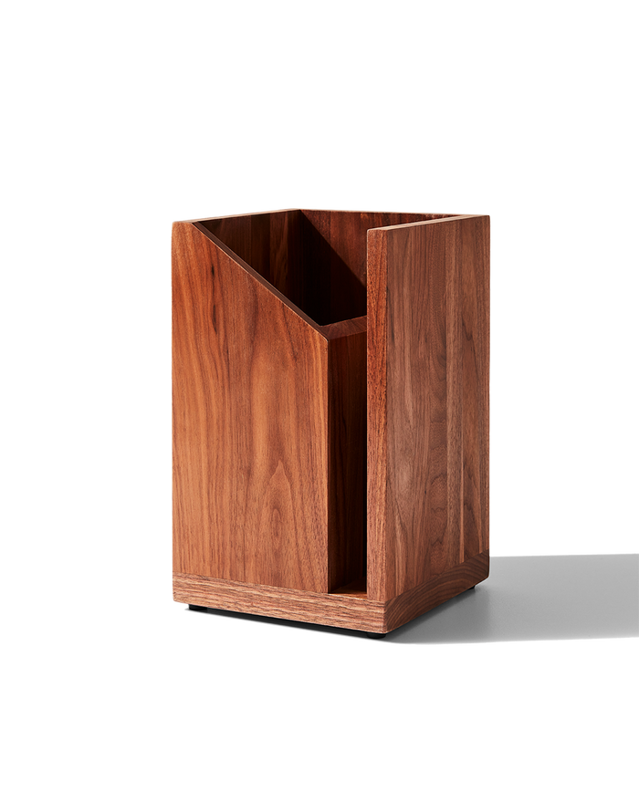 The Base- Magnetic Knife Storage in Sustainable Wood: Maple