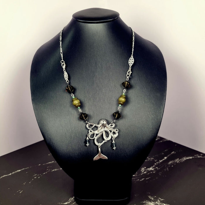The Magical Kraken Necklace & Bracelet Set