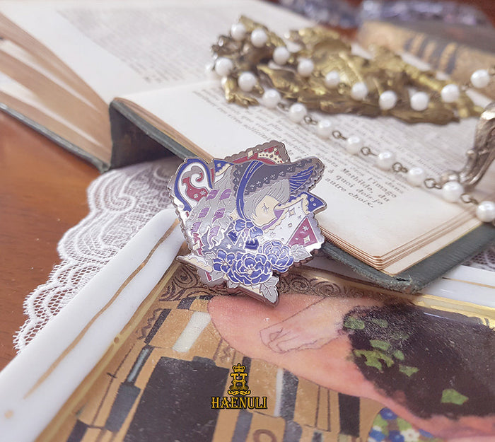 Vampire Lolita Enamel Pin