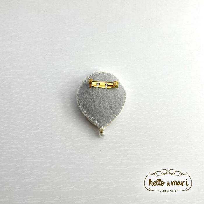 Whiteheart-Brooch---Lavender-and-Cream-Roses-Backing